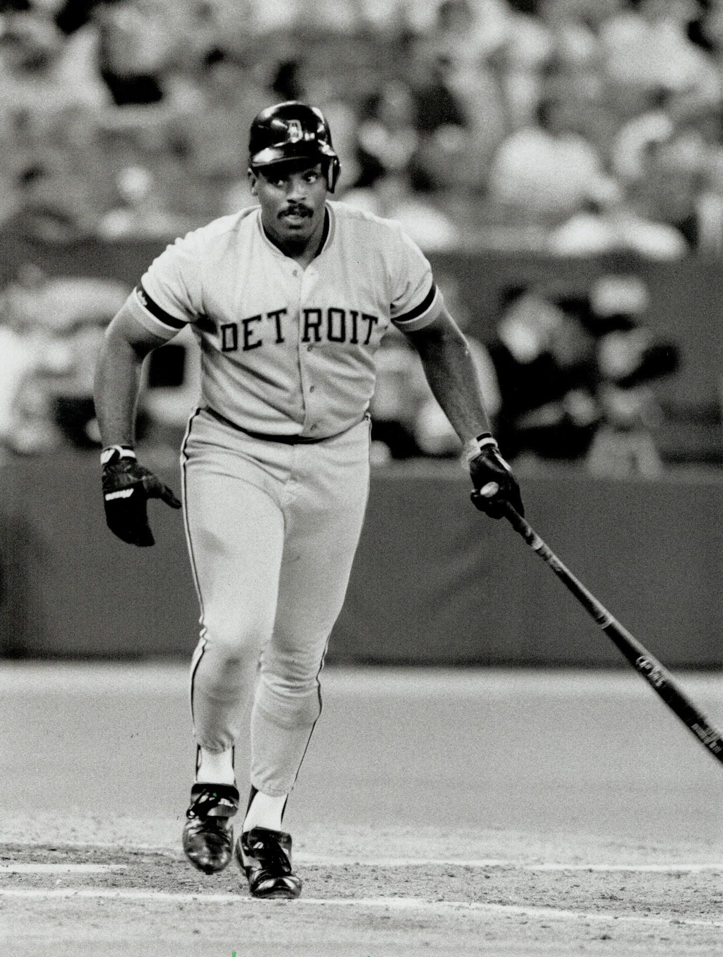 Anything you can do . . . Kelly Gruber, left, had a pair of homers for the  Blue Jays but ex-Jay Cecil Fielder countered with three of his own for the  Tigers