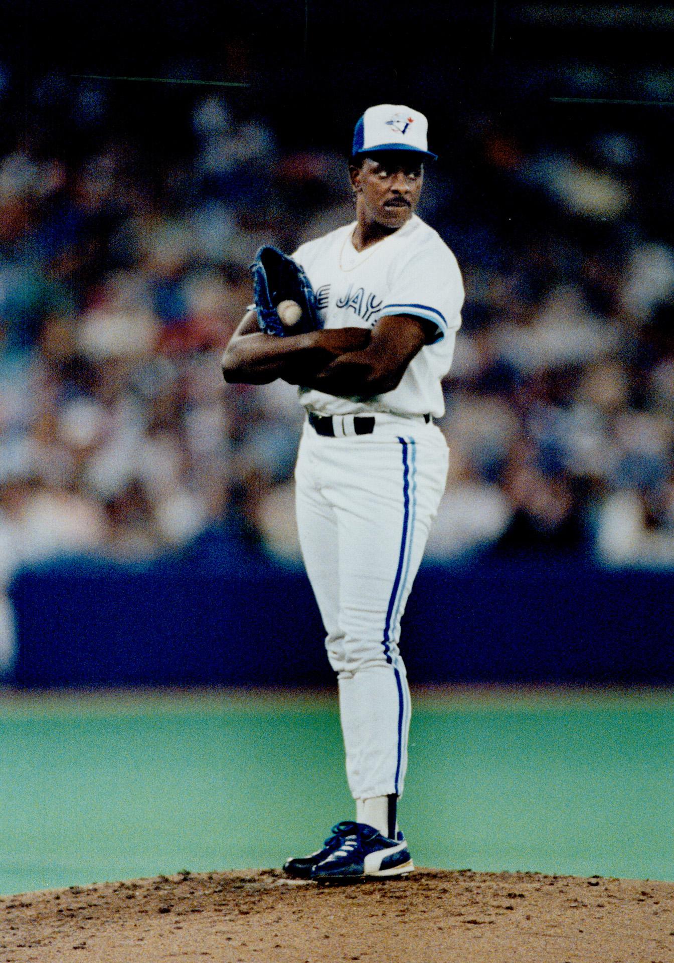 JUAN GUZMAN TORONTO BLUE JAYS ACTION SIGNED 8x10