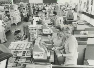 Stores - Grocery - 1973 - 1975