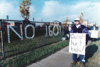 Strikes - Canada - Ontario - Teachers October 27 1997 - November 9 1997