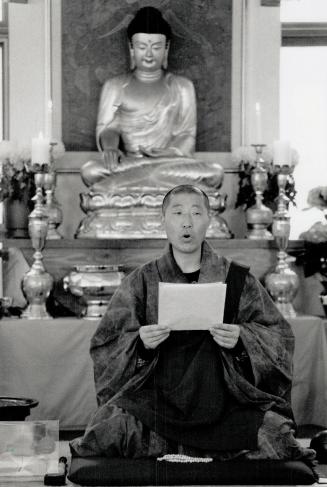 Monk Samu Sunim, shown speaking at the Zen Buddhist Temple on Vaughan Rd