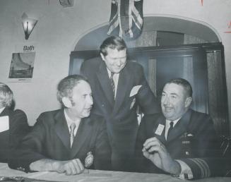 Recalling the albacores, At a reunion of four RCAF squadrons Saturday in the Royal York Hotel, Toronto lawyer Allan Bartlett (left), former navigator (...)