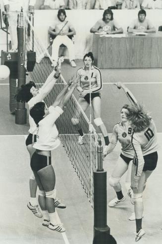 Sports - Olympics - (1976) - Montreal - Events - Volleyball