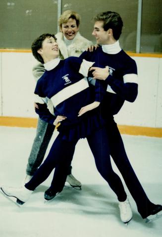 Skating couples