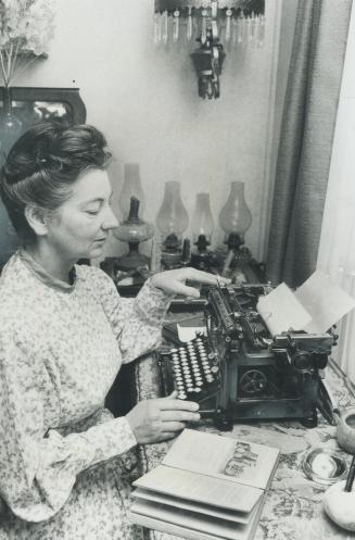 Surrounded by Antiques, Audrey Armstrong types out the latest information she has learned about pioneer life in rural Ontario. The Armstrongs will cel(...)