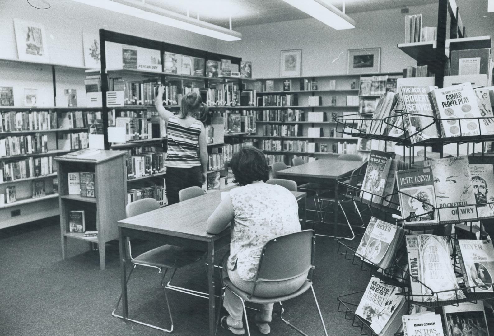 Vanier centre for Women Library