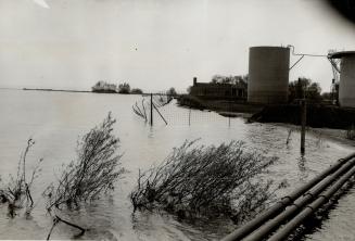 Cobourg Beaches under water as Lake level rises