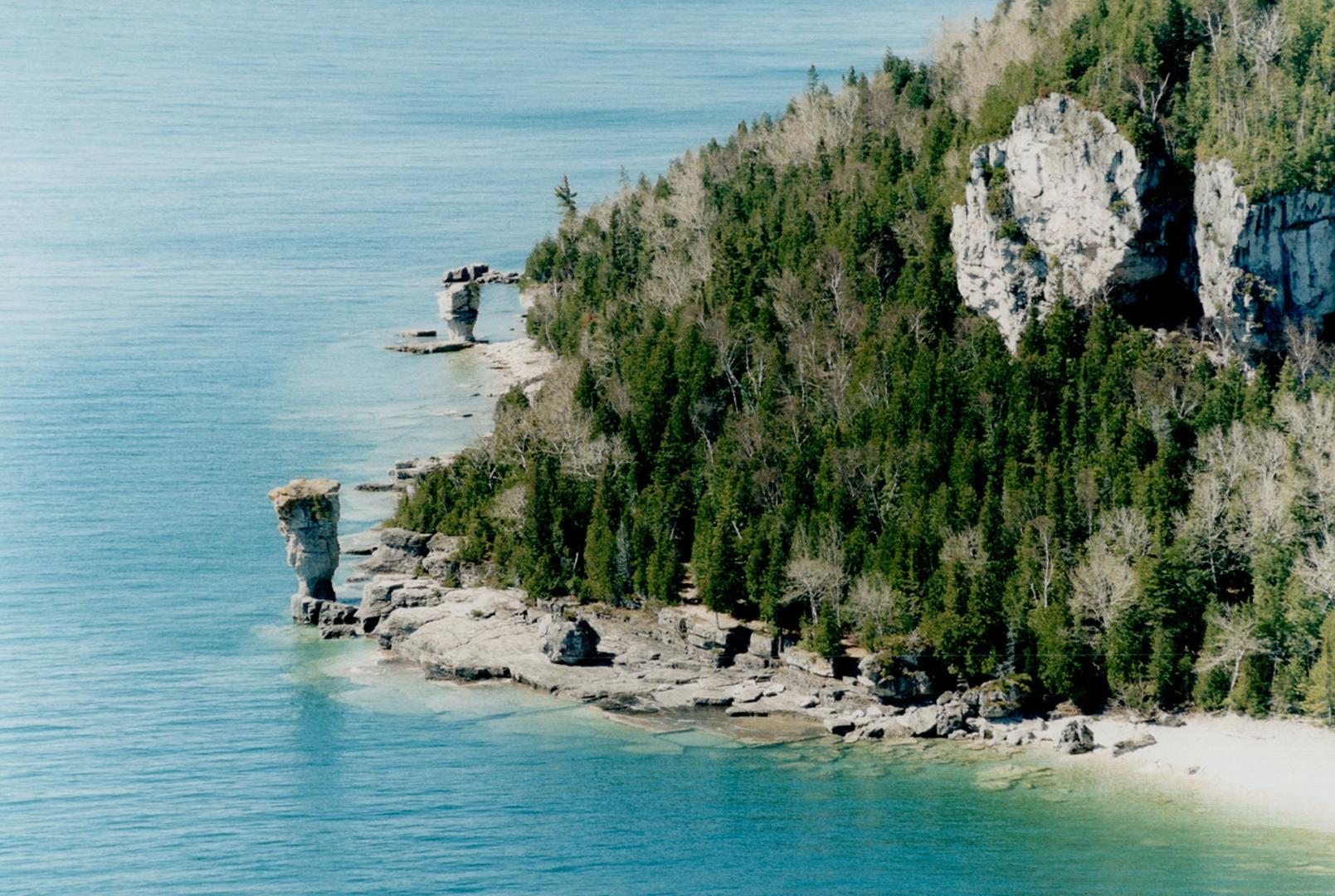 Bruce Peninsula Near Tobesmeny