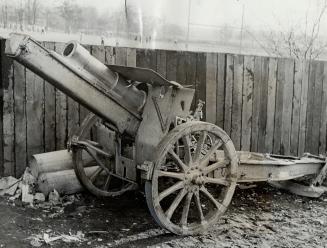 On our side this time. A big German howitzer, captured by Canadian forces during the Great War and for the past 18 years adorning the lawns of Canadia(...)
