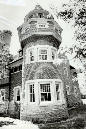 Casa Loma: The coach house