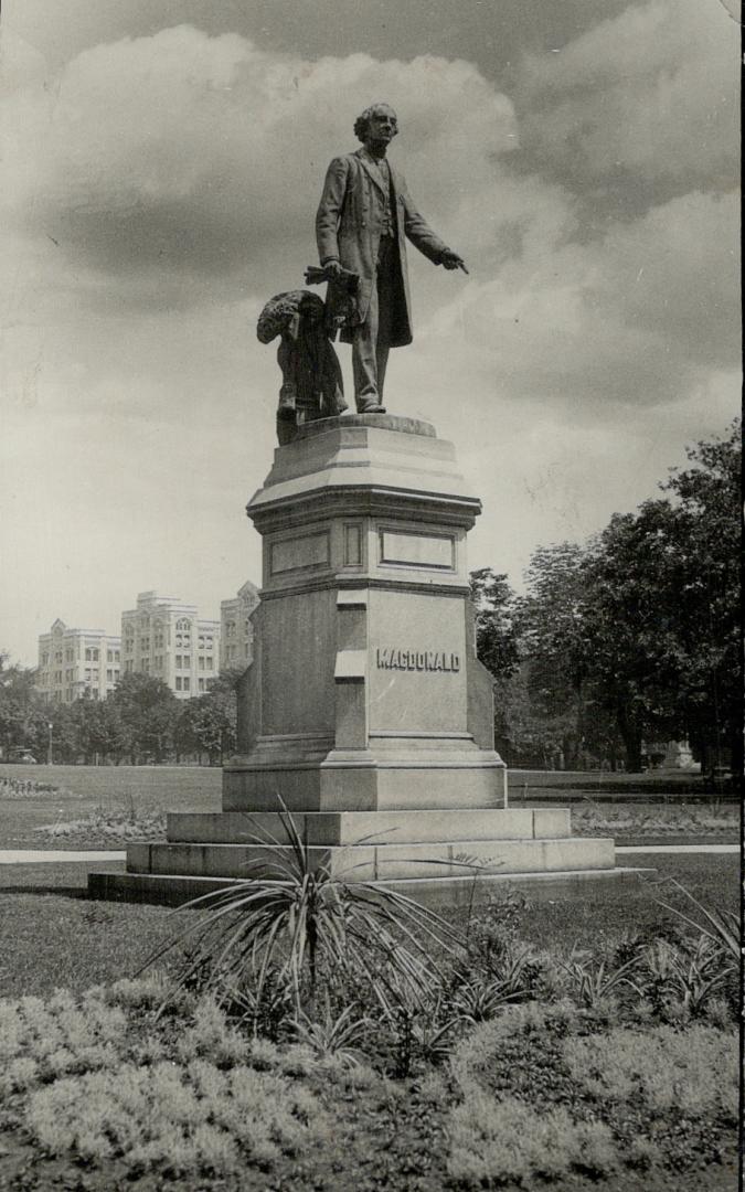 Monument to Sir John A. MacDonald in Queen's
