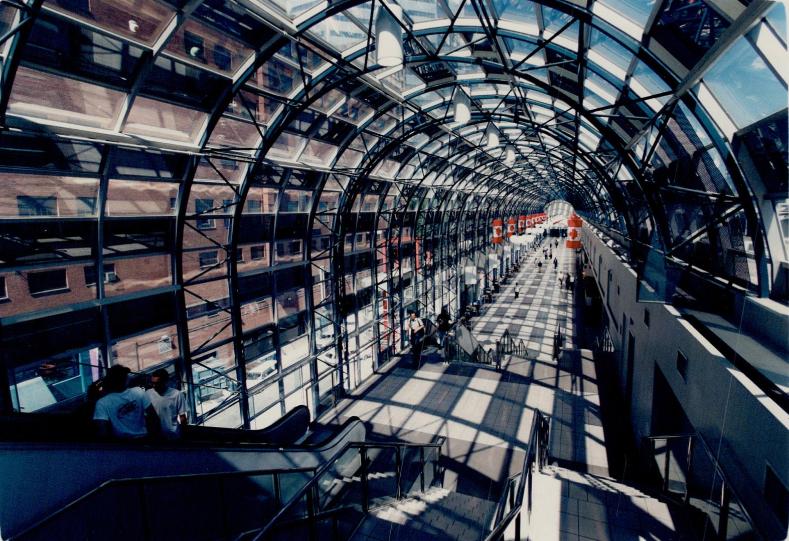 Canada - Ontario - Toronto - Skywalk