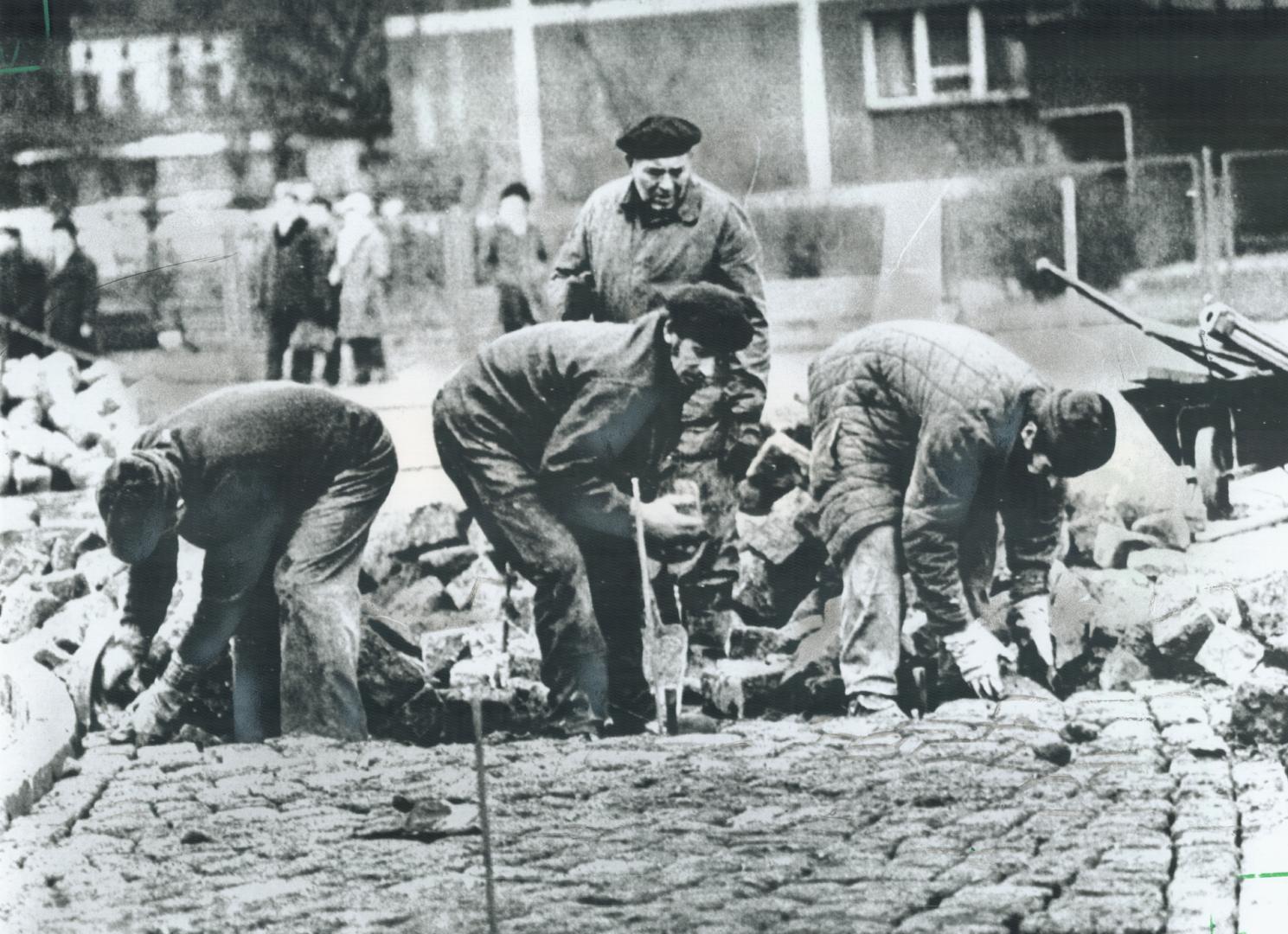 Monument to labor