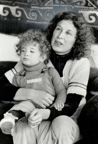 Margaret Atwood, 38, Canada's top woman author, is a late starter as a mother
