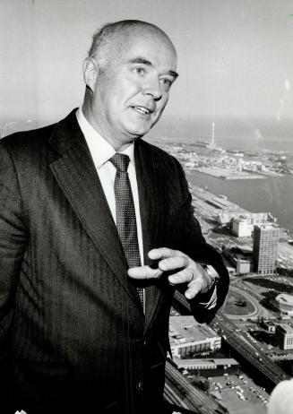 Bob Bandeen: CN boss talks of huge project CN Realty will develop in downtown Toronto, between railway tracks and the Gardiner Expressway