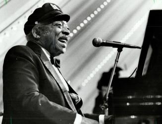 Count Basie at work