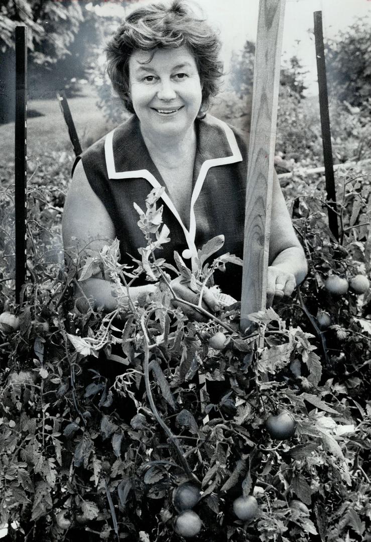 Janet Berton can gather fresh produce for one of her famous dinners from the Berton's own garden in Kleinburg at this time of the year. She and husban(...)