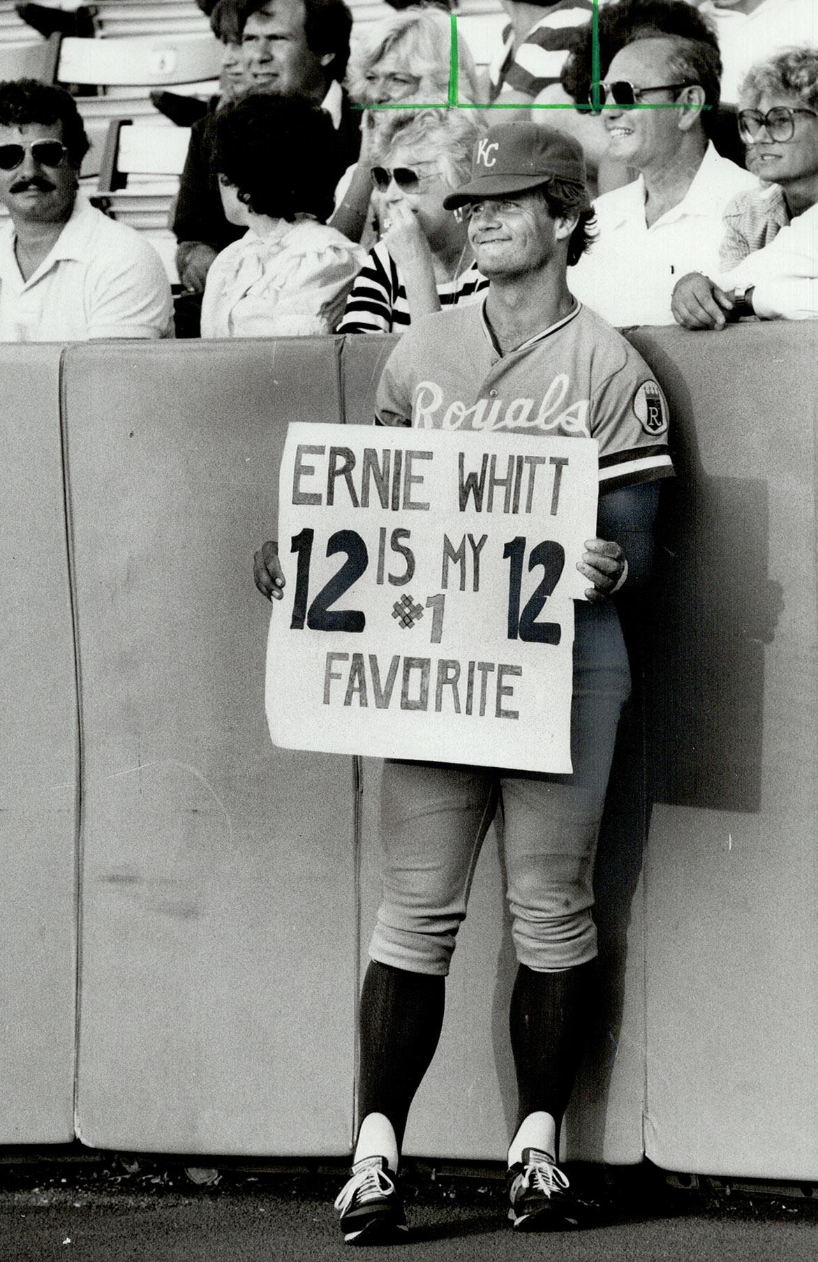 Former Kansas City Royals George Brett waves to fans before