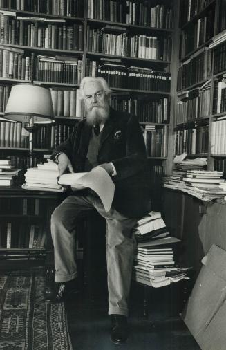 Robertson Davies won the 1987 Medal Of Honor For Literature, presented by the National Arts Club Of New York city last month. This is the speech he made in accepting the award