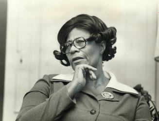Ella Fitzgerald: Always working, she sings for 1,000 children here Monday