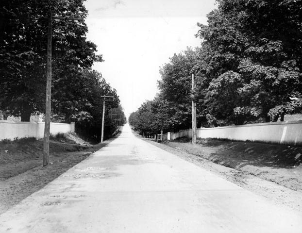 Toronto-Hamilton Highway