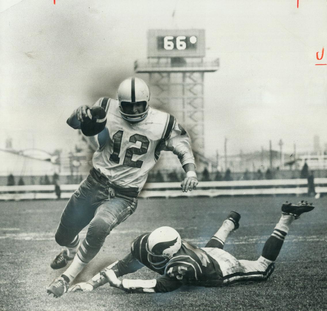 Wally Gabler is a superb ball-carrier, as he demonstrates