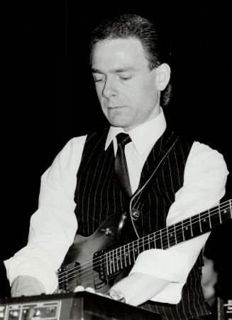 Robert Fripp: New textures, extended forms, untried uses of technology