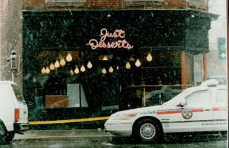 Murders - Canada - Ontario - Toronto (Leimonis, Georgina) Just Desserts