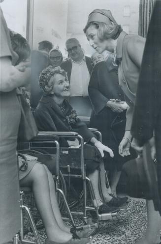 Alexandra at the park plaza. ped to talk to Mrs. Philip Smyth [Incomplete]