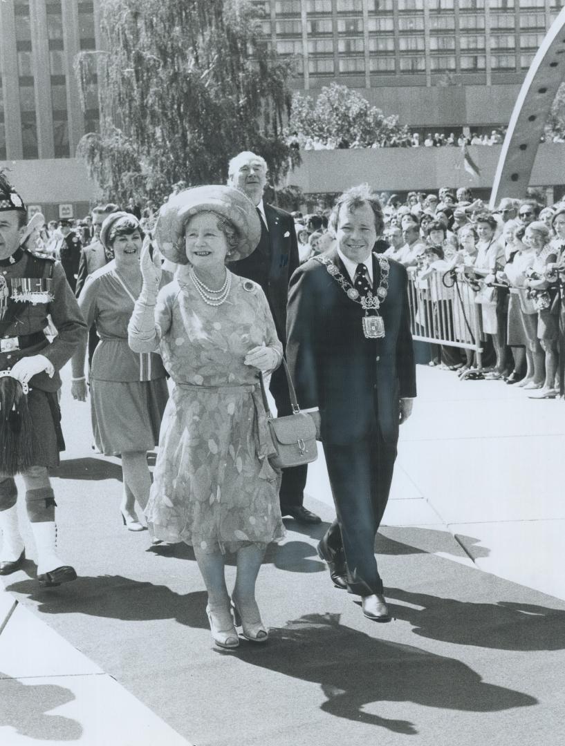 1974: With Toronto's mayor David Crombie