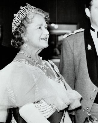Royal Tours - Queen Mother Elizabeth (Canada 1974) Toronto (Dinner, Inn on the Park)