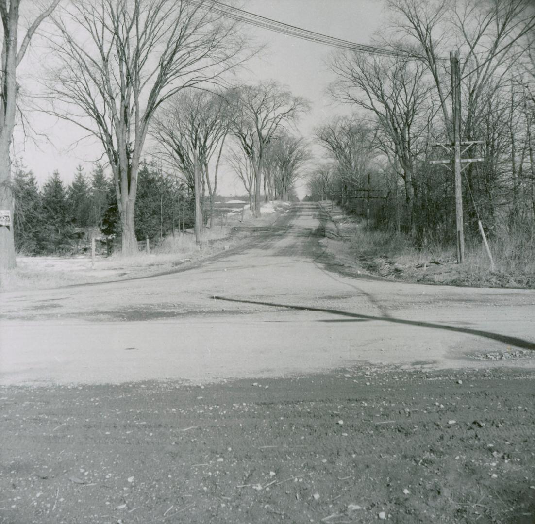 Looking west along Finch Avenue West from Jane Street