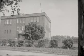 Warren Park Public School, Varsity Road