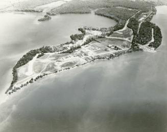 The new Bayshore Village Estate is being built on an entire peninsula which juts out into Lake Simcoe