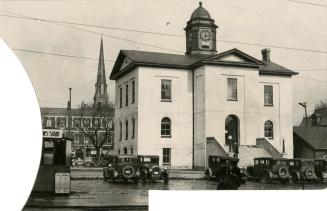 Brantford has remodeled its historic city hall by giving it a covering of stucco outside and a complete renovating inside