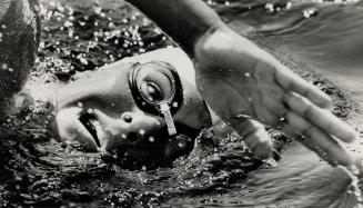 Keith, Vicki - Swimming