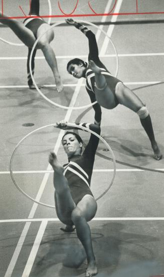 Half of the Brazilian team displays form in rhythmic exercises