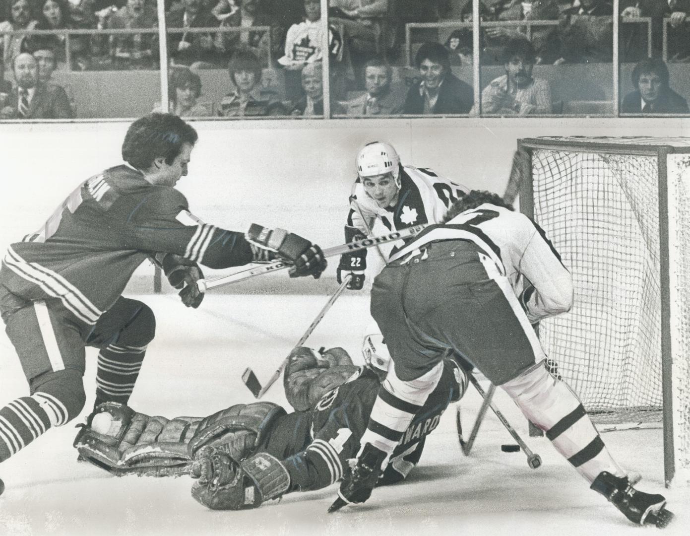 The Goal That Wasn't: Leafs' Darryl Sittler taps puck into net for what appeared to be a 3-1 Leaf lead in second period of last night's game with Buffalo Sabres at Gardens