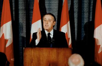 Blunt messages, Prime Minister Brian Mulroney told Quebecers they can't have it both ways in Toronto speech Tuesday and amplified the warning the next day in Quebec city