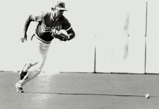 Catcher Lance Parrish – All Items – Digital Archive Ontario