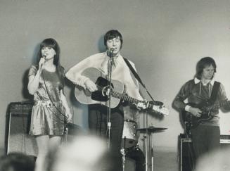An air for cleaner air. Folksingers Ian and Sylvia were featured in benefit concert for Pollution Probe at St. Lawrence Centre Theatre last night. The(...)