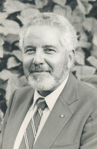 Dr Benjamin Schlesinger