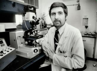 Research project: Neuropathologist Dr. Melvyn Ball, who's studying root causes of Alzeimer's Disease, says the slow, mystery illness kills as many as 17,000 Canadians a year.