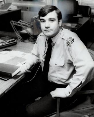 Hugh Lynn: 14-year veteran of Metro police is shown in a 1977 photo.