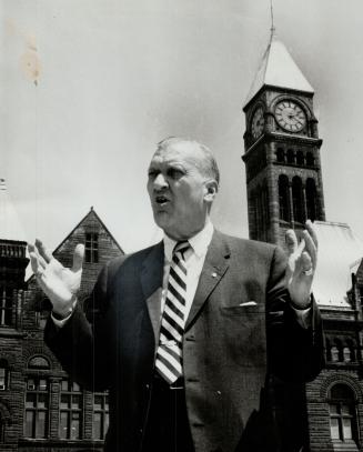 Mayor McKeldin at the old city hall. That's a magnificent building, he remarked