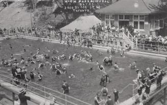 High Park Mineral Baths, Bloor St. W., north side, east of Parkview Gardens. Toronto, Ont.