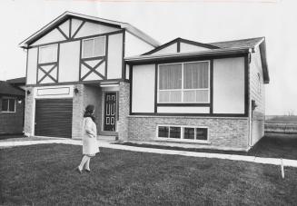 The Devon, a side-split-level house, in the Kings Lea Homes project, Alliston, Ontario