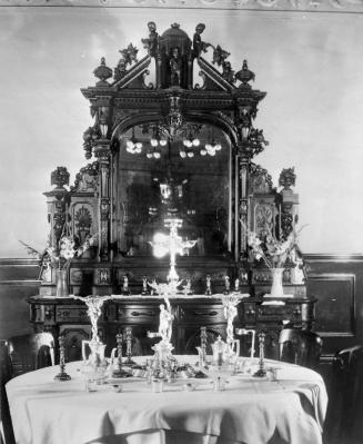Queen's Hotel, Front Street West, north side, between Bay & York Streets, INTERIOR, dining room