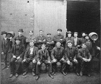 O'Keefe Brewery Co., Gould St., southwest corner. Victoria St., group portrait of staff. Toronto, Ontario