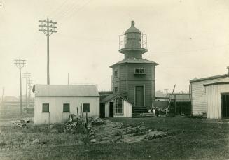 Lighthouse, Queen's Wharf, now on Fleet St